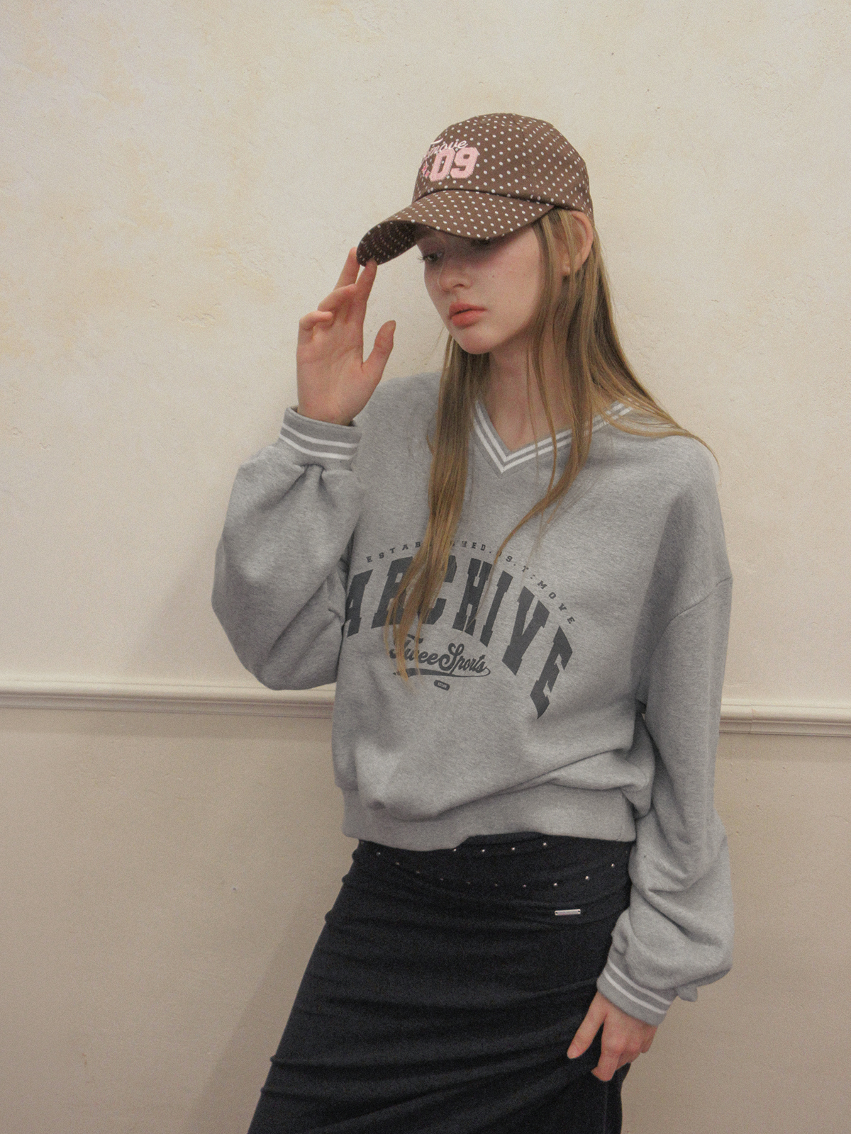 TWEE Perat archive V-neck contrast long sleeve sweatshirt - Model styling view