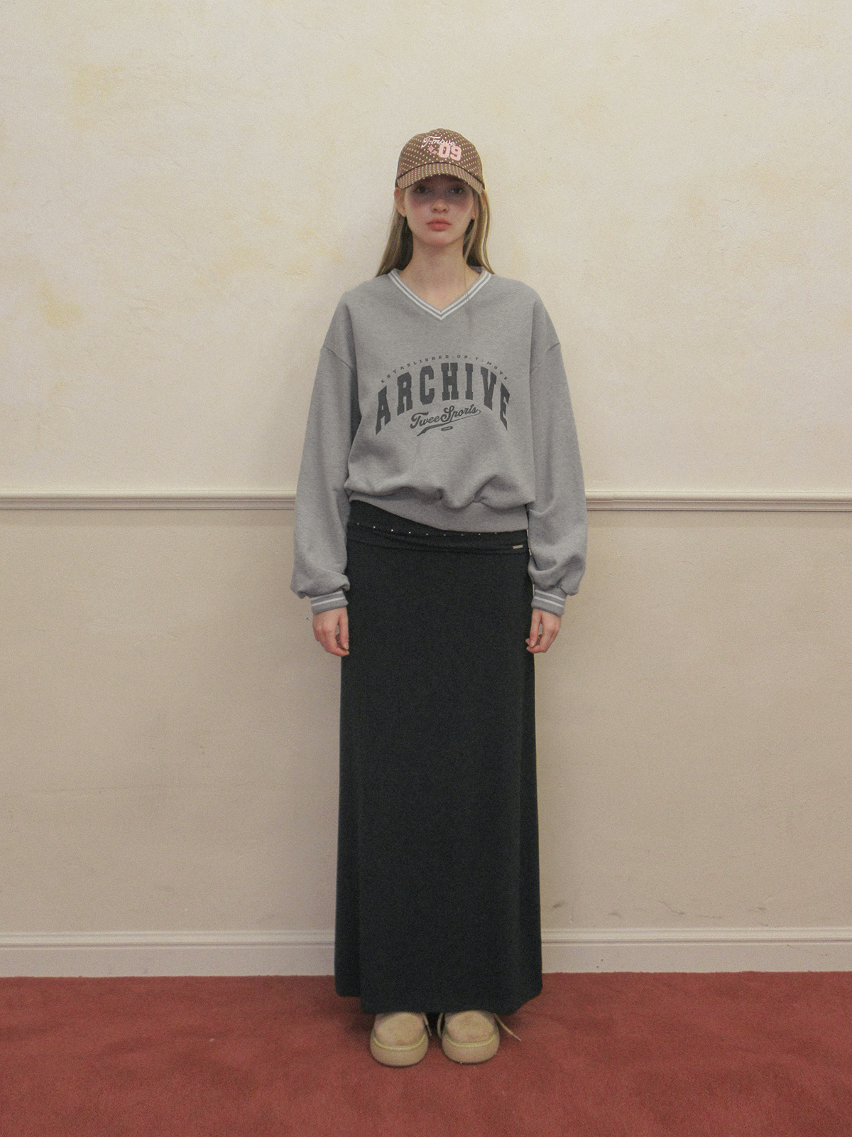 TWEE Perat archive V-neck contrast long sleeve sweatshirt - Model styling view