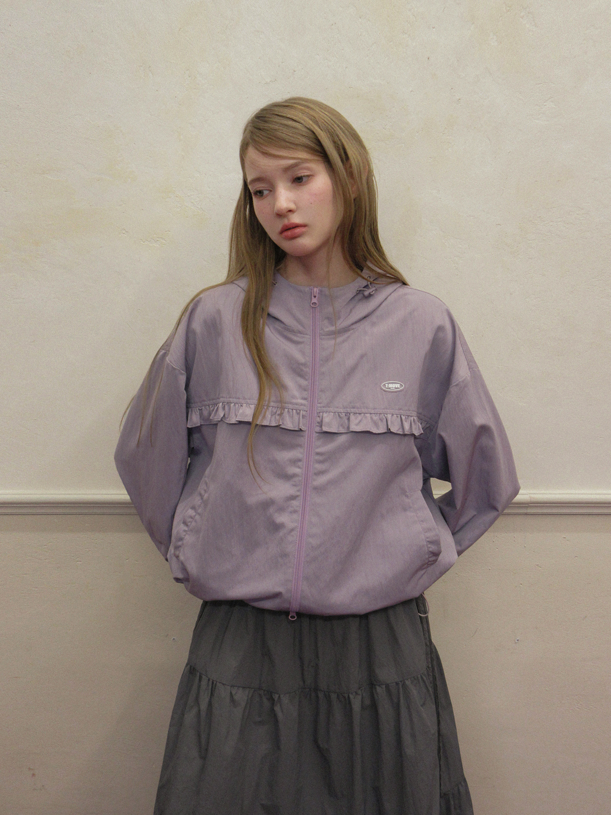TWEE Bender frill nylon hood windbreaker jumper - Model styling view