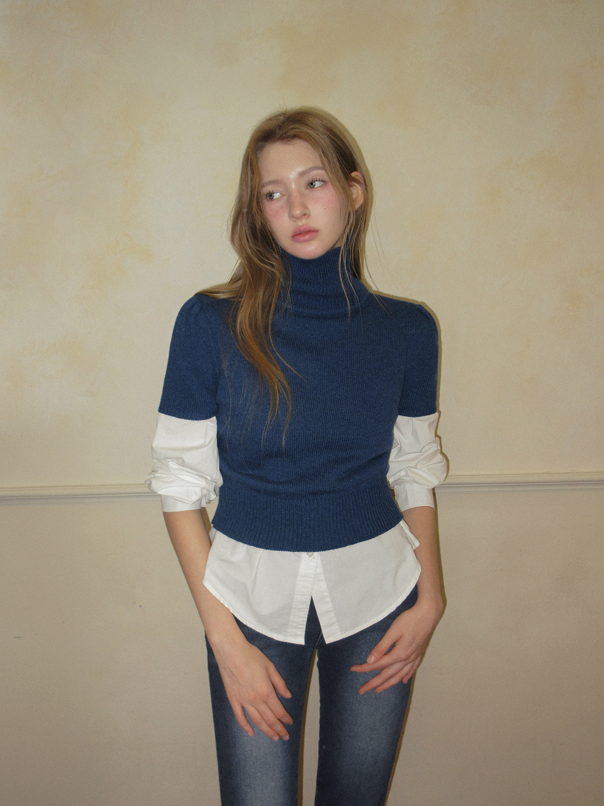TWEE Obins boucle half coat (strap set) - Model styling view