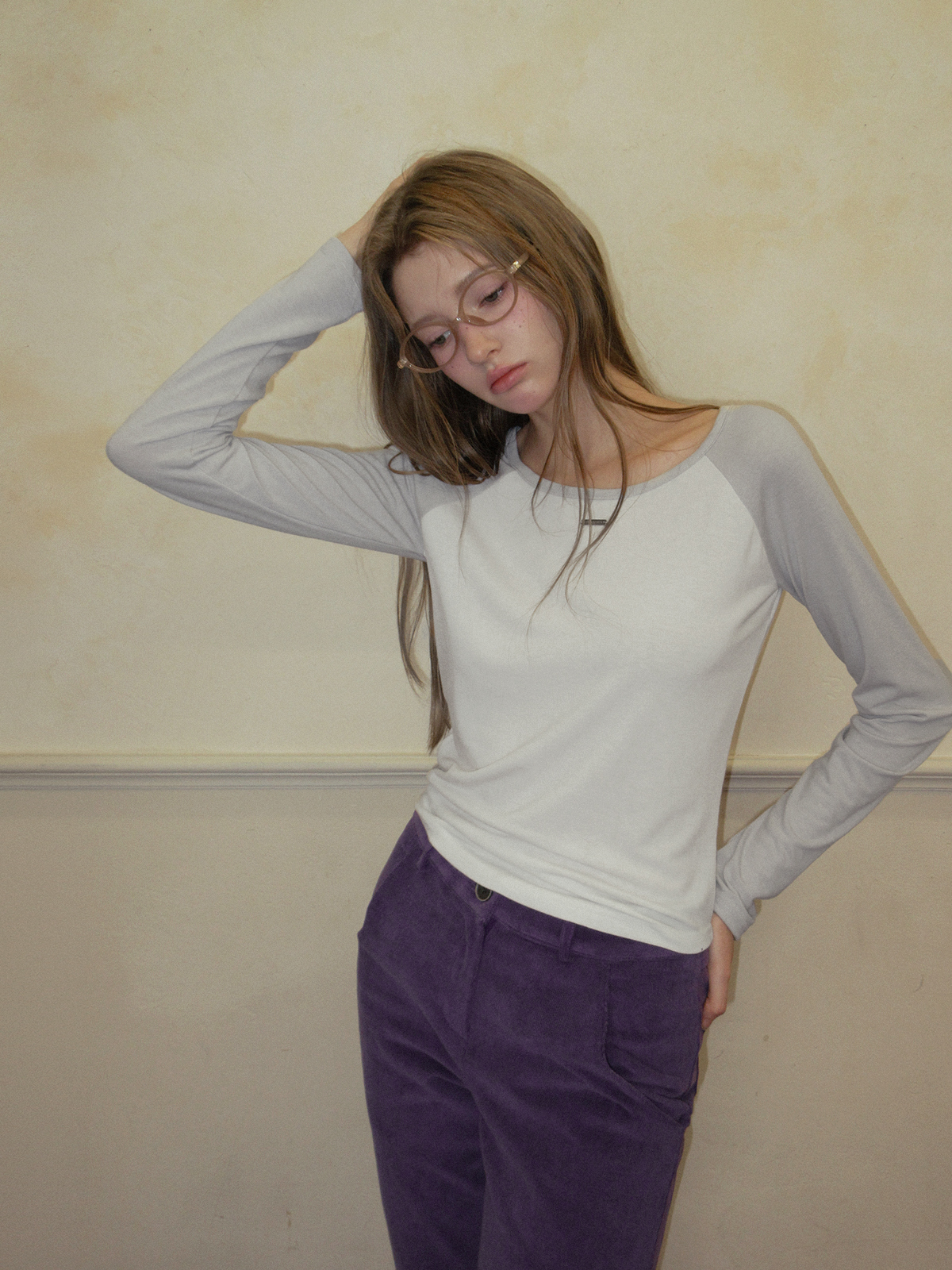 TWEE Runder button layered sleeveless cardigan set - Model styling view