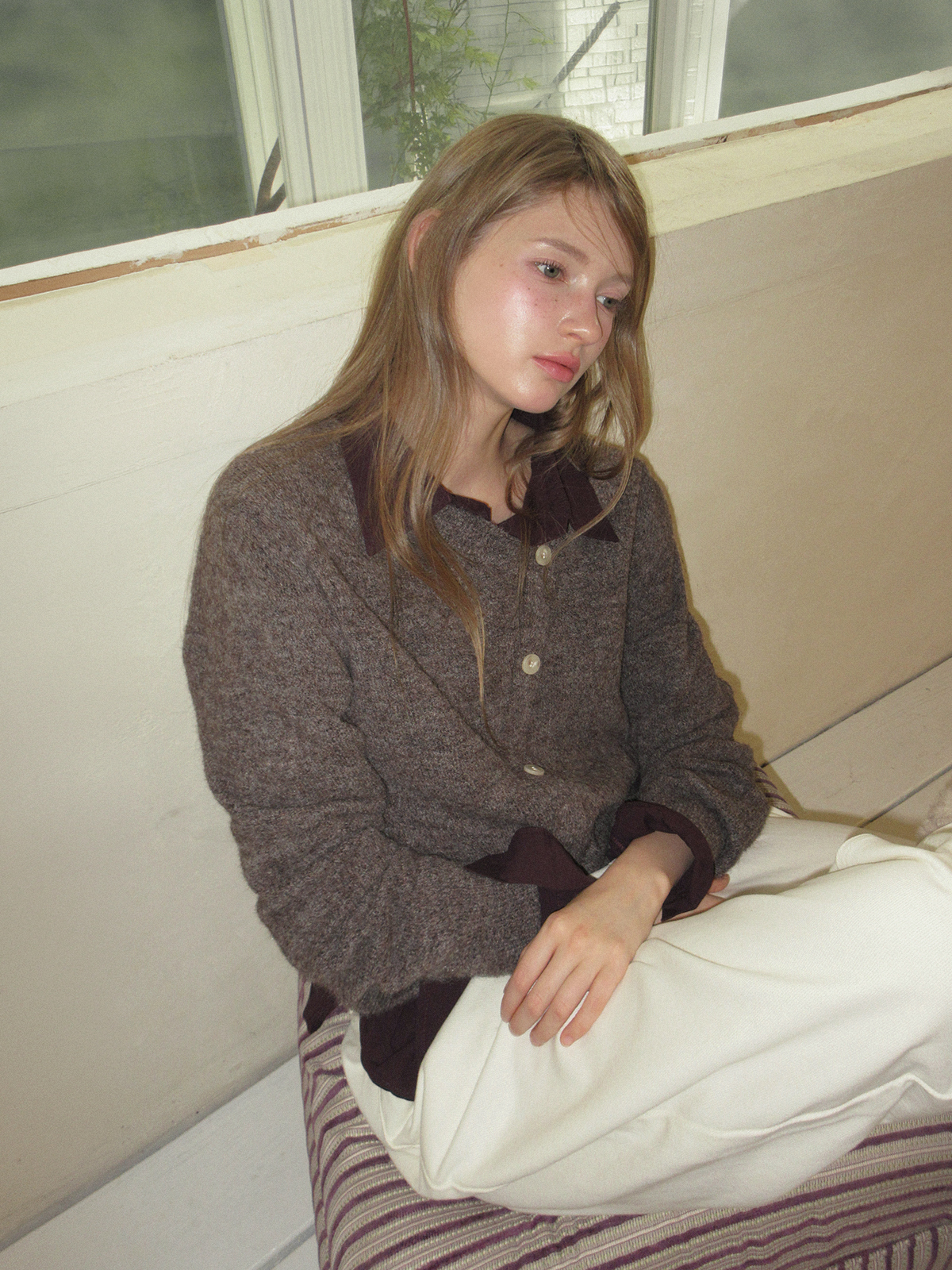 TWEE Newel diagonal button long sleeve knit - Model styling view
